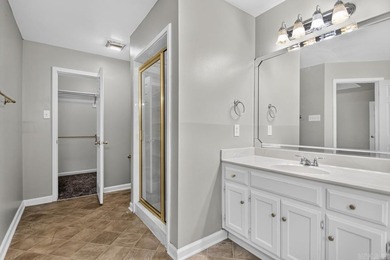 Welcome home to this beautifully designed 3-bedroom, 2-bath - photo 21