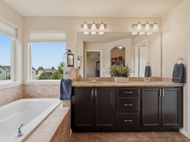 You won't want to miss the opportunity to see this beautiful 5 - photo 23