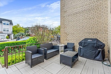 Welcome to Towers at Waters Edge, one of Bayside's most - photo 23