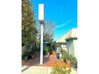 Special opportunity in the heart of Manhattan Beach. This is a - photo 5