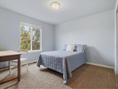 You won't want to miss the opportunity to see this beautiful 5 - photo 27