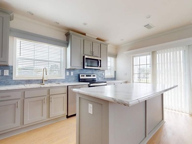 The 880 square feet Park Model home at Bonita Terra in Bonita - photo 1