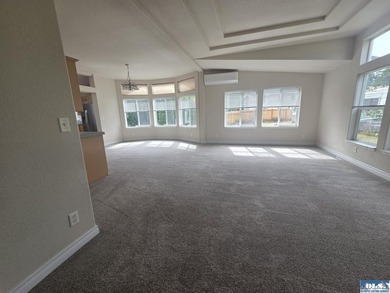 Space and natural light abound in this beautifully maintained - photo 4