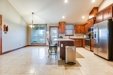 Welcome to this pristine corner-lot home in Buffalo Heights - photo 9