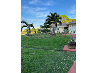 Welcome to your private sanctuary in Port St. Lucie! This - photo 2