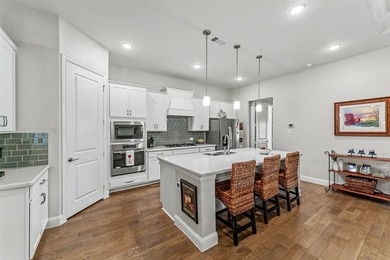 Some homes offer a place to live. Others offer a lifestyle - photo 5