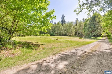 Thoughtfully stewarded under a conservation easement with North - photo 3