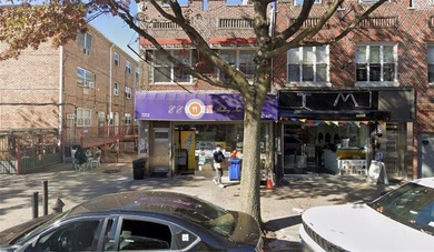 Turnkey Chinese bakery and casual food spot in the heart of - photo 4