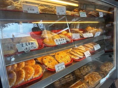 Turnkey Chinese bakery and casual food spot in the heart of - photo 5