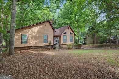 Looking for a home you can make your own? This split-foyer home - photo 5