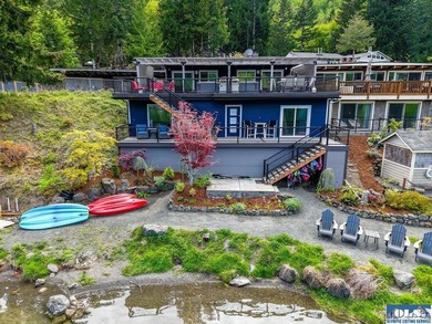 Rare opportunity to own a proven income-producing duplex on - photo 1
