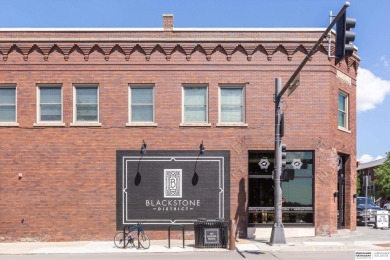 Charlie Sutton, M: , charlie.sutton,   - Enjoy the vibrant condo