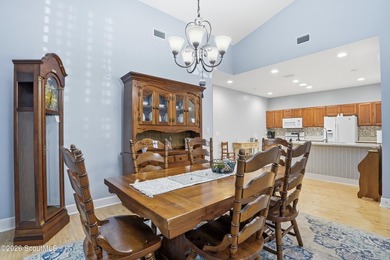 Welcome to easy living in Peppertree, one of Brunswick's premier - photo 8