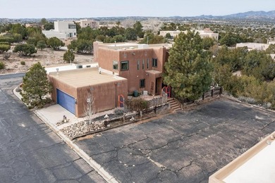 Welcome to a peaceful oasis with incredible views! This updated - photo 8
