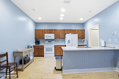 Welcome to easy living in Peppertree, one of Brunswick's premier - photo 10
