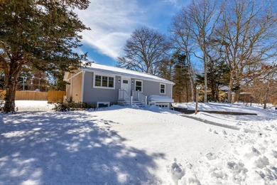 Lake Home For Sale in Teaticket, Massachusetts