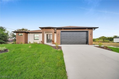 Lehigh Acres Area Home Sale Pending in Lehigh Acres Florida