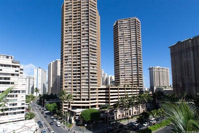 Great new price! Enjoy effortless island living in this fully - photo 3