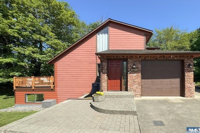 Tucked into a peaceful, creekside setting, this 3-bedroom - photo 4