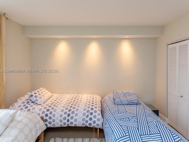 Beautiful apartment located at exclusive Brickell Key Island - photo 16
