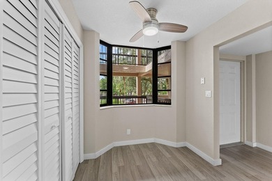 Welcome to this spacious beautifully updated two-bedroom - photo 16