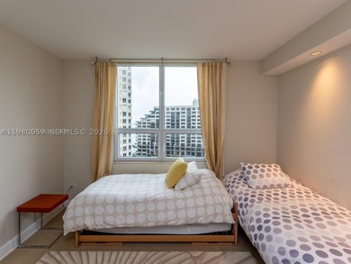 Beautiful apartment located at exclusive Brickell Key Island - photo 17
