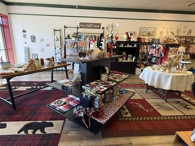 Established turnkey retail business opportunity in the heart of - photo 9