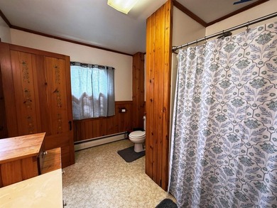 3+ bedroom house on 0.5+/- acres over 2 lots with frontage on - photo 21