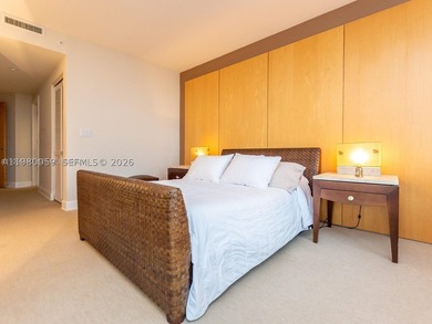 Beautiful apartment located at exclusive Brickell Key Island - photo 27