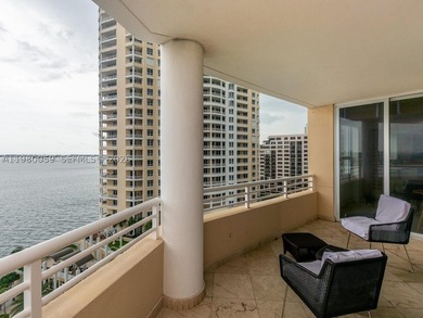 Beautiful apartment located at exclusive Brickell Key Island - photo 33