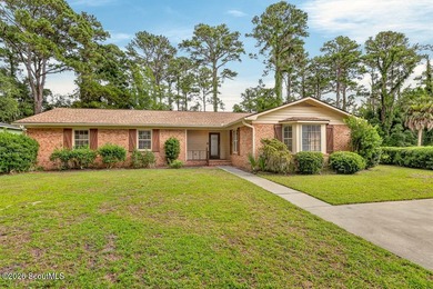 Welcome to 507 Old Mission Road in Brunswick, GA - a beautifully - photo 1