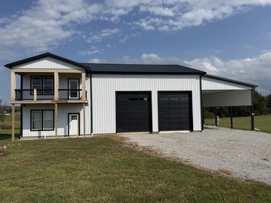 Lake Cumberland Home For Sale in Monticello Kentucky