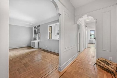 Beautiful One Bedroom unit is available in the prime area of Bay - photo 4