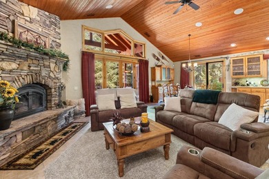 Stunning Custom Home in Desirable Bailey Creek! Welcome to this - photo 4