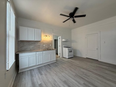 Six unit apartment building with some recent cosmetic remodels - photo 13