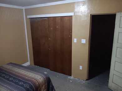Spacious 1,444 square ft, three bedroom, 2 bath home with bonus - photo 19