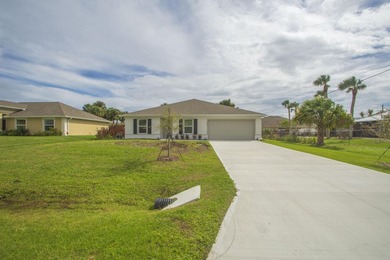 A rare find in the heart of Sebastian Highlands Better than new! - photo 27
