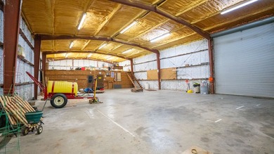 Country Estate! Approx. 29 Acres, loaded with oak and pecan - photo 33