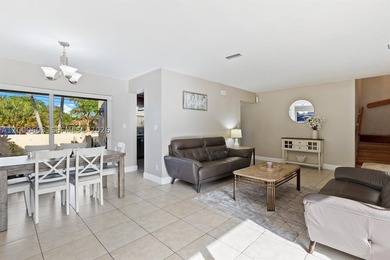 Looking for a bright and beautifully updated 3-bedroom, 2-bath - photo 8