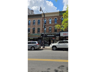 Park slope! Mix-used brick building for sale. 2family with a - photo 2
