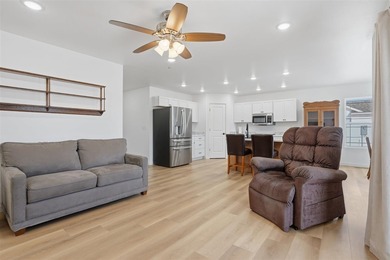 Welcome HOME to 506 S. 15th Ave in Washington.  This