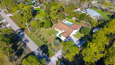 Discover your own private mini equestrian retreat on a spacious - photo 60