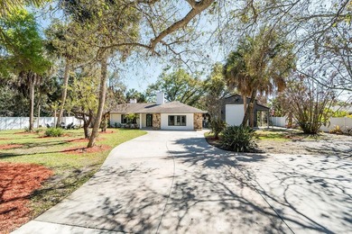 (private lake, pond, coastal) Home For Sale in Vero Beach Florida
