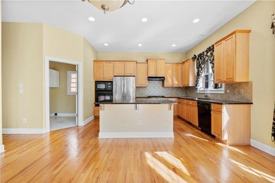 Come see this stunning home in the Parkside Section of Hamilton - photo 16