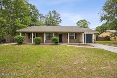 With a little TLC and some *Pin-spiration* this 3 bedroom 2 - photo 1
