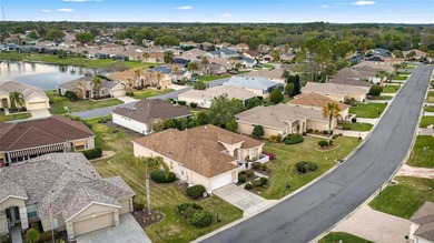 Beautiful Hampton model with concrete block construction located - photo 36