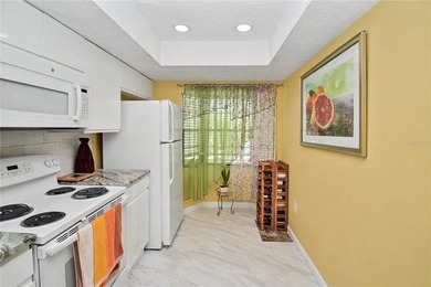 Welcome to this beautifully updated second-floor, 2-bedroom - photo 8