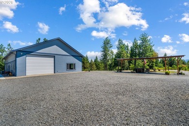 Escape to your own private, nearly 30-acre retreat just outside - photo 8
