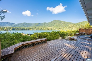 Welcome to lake life at Mallard Cove on Lake Sutherland! This 2 - photo 10