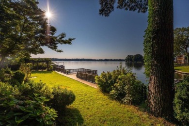 Lake Home For Sale in Lakeland, Tennessee